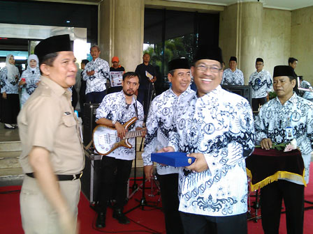 Pencarian PGRI Kubu Raya - Persatuan Guru Republik Indonesia Cabang Kubu Raya
